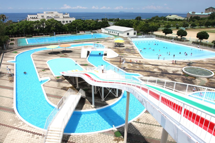 伊予三島運動公園プール 愛媛のスポット 体験 愛媛県の公式観光サイト いよ観ネット