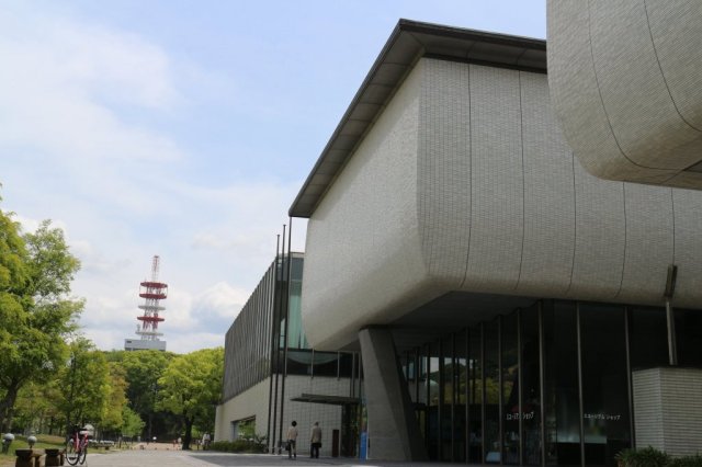 愛媛県美術館 コレクション展Ⅱ 令和6年度アートの森プロジェクト「森のなぞなぞ美術館Ⅴ　わけいってもあおいやま」