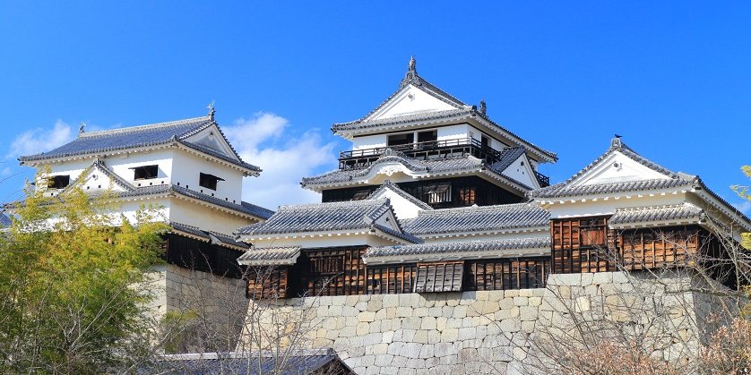 松山城ってどんなお城 えひめの名城 歴史だけじゃない 名城めぐりのお楽しみ 愛媛 旅の特集 愛媛県の公式観光サイト いよ観ネット